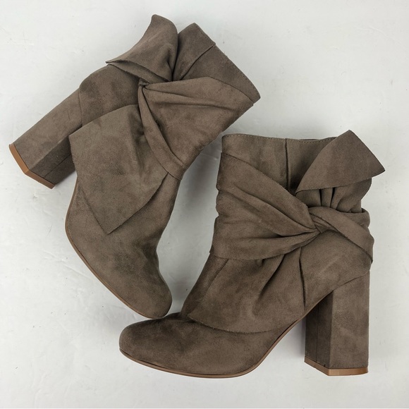 Not Rated tan suede ankle boots with tie side detailing-woman’s 7.5 - Picture 2 of 16